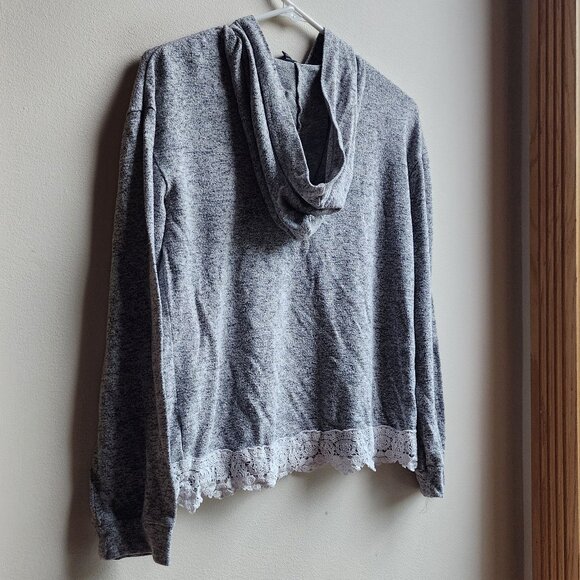 Art Class Juniors Gray Lace Hooded Pullover Sweater Size XL (14/16) - Picture 11 of 13
